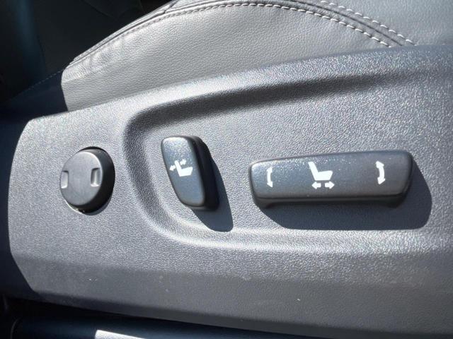 ランドクルーザープラド TX Lパッケージ マットブラックエディション サンルーフ 9インチSDナビ バックカメラ セーフティセンス レーダークルーズ 禁煙車 黒革シート シートエアコン・ヒーター ドラレコ LEDヘッドライト 純正18インチAW スマートキー ETC(65枚目)