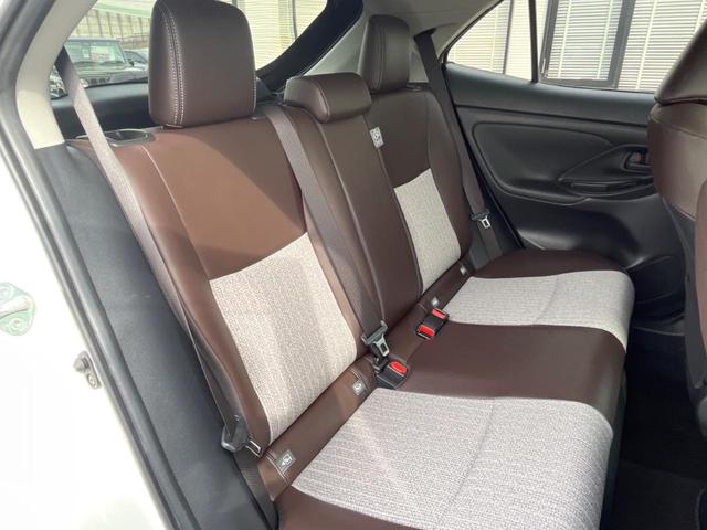 ヤリスクロス ハイブリッドZ ナビ機能付き8型ディスプレイオーディオ バックカメラ プリクラッシュセーフティ レーダークルコン 禁煙車 2トーンカラー パワーシート シートヒーター ドラレコ クリアランスソナー LEDヘッド(10枚目)