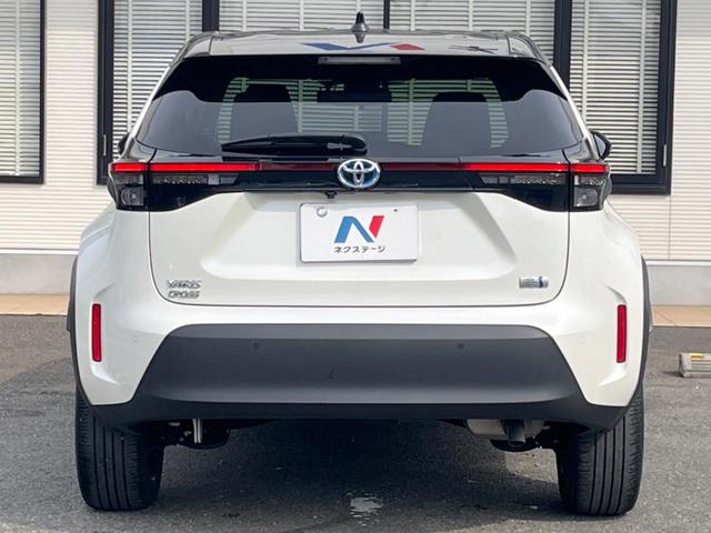 ヤリスクロス ハイブリッドZ ナビ機能付き8型ディスプレイオーディオ バックカメラ プリクラッシュセーフティ レーダークルコン 禁煙車 2トーンカラー パワーシート シートヒーター ドラレコ クリアランスソナー LEDヘッド(16枚目)