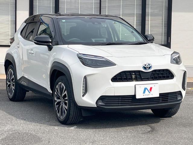 ヤリスクロス ハイブリッドZ ナビ機能付き8型ディスプレイオーディオ バックカメラ プリクラッシュセーフティ レーダークルコン 禁煙車 2トーンカラー パワーシート シートヒーター ドラレコ クリアランスソナー LEDヘッド(17枚目)