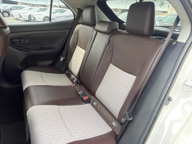 ヤリスクロス ハイブリッドZ ナビ機能付き8型ディスプレイオーディオ バックカメラ プリクラッシュセーフティ レーダークルコン 禁煙車 2トーンカラー パワーシート シートヒーター ドラレコ クリアランスソナー LEDヘッド(37枚目)