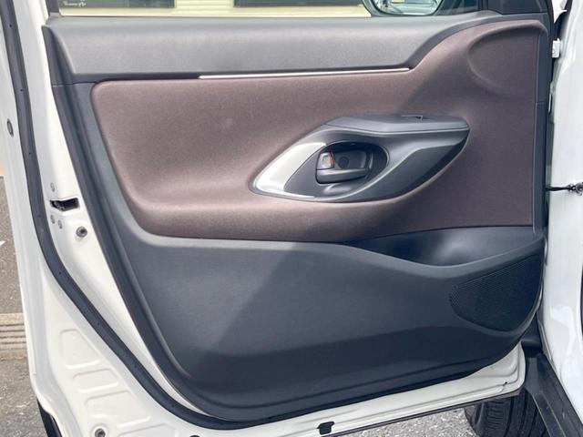 ヤリスクロス ハイブリッドZ ナビ機能付き8型ディスプレイオーディオ バックカメラ プリクラッシュセーフティ レーダークルコン 禁煙車 2トーンカラー パワーシート シートヒーター ドラレコ クリアランスソナー LEDヘッド(44枚目)