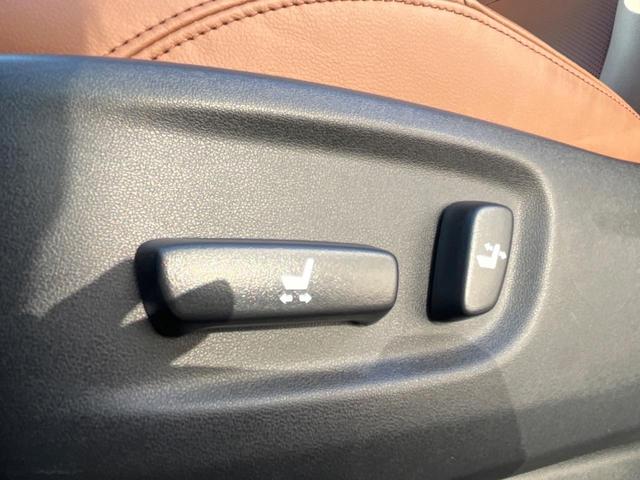 ランドクルーザープラド TX Lパッケージ 70thアニバーサリーリミテッド 7人乗 サンルーフ 純正9型SDナビ バックカメラ トヨタセーフティセンス レーダークルーズ 禁煙車 茶革シート シートベンチレーション パワーシート ドラレコ コーナーセンサー LEDヘッド ETC(44枚目)