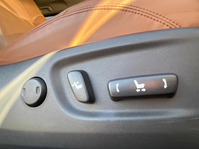 ランドクルーザープラド TX Lパッケージ 70thアニバーサリーリミテッド 7人乗 サンルーフ 純正9型SDナビ バックカメラ トヨタセーフティセンス レーダークルーズ 禁煙車 茶革シート シートベンチレーション パワーシート ドラレコ コーナーセンサー LEDヘッド ETC(45枚目)