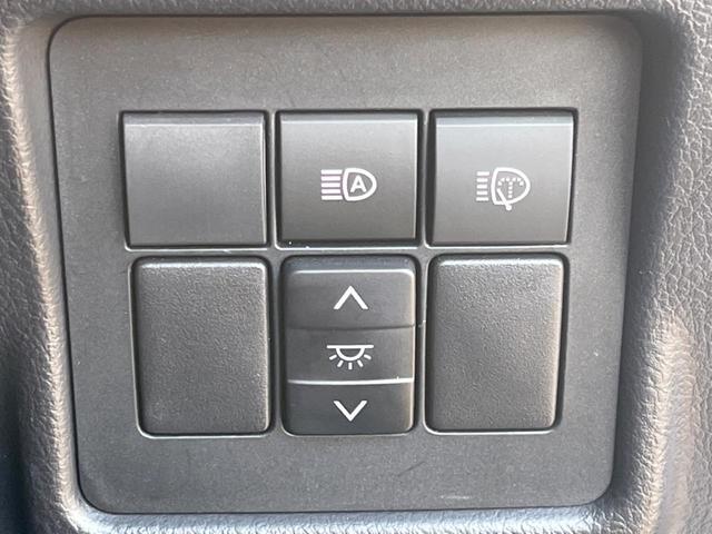 ランドクルーザープラド TX Lパッケージ 70thアニバーサリーリミテッド 7人乗 サンルーフ 純正9型SDナビ バックカメラ トヨタセーフティセンス レーダークルーズ 禁煙車 茶革シート シートベンチレーション パワーシート ドラレコ コーナーセンサー LEDヘッド ETC(59枚目)