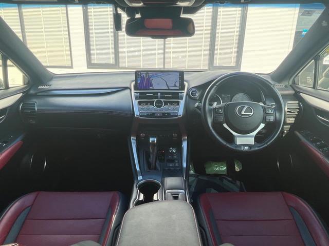 NX NX300h Fスポーツ サンルーフ 全周囲カメラ ブラインドスポットモニター 角型三眼LEDヘッドランプ カラーヘッドアップディスプレイ セーフティシステムプラス レーダークルコン 禁煙車 ハンズフリーパワーバックドア(2枚目)