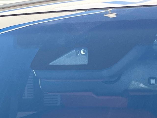 NX NX300h Fスポーツ サンルーフ 全周囲カメラ ブラインドスポットモニター 角型三眼LEDヘッドランプ カラーヘッドアップディスプレイ セーフティシステムプラス レーダークルコン 禁煙車 ハンズフリーパワーバックドア(5枚目)