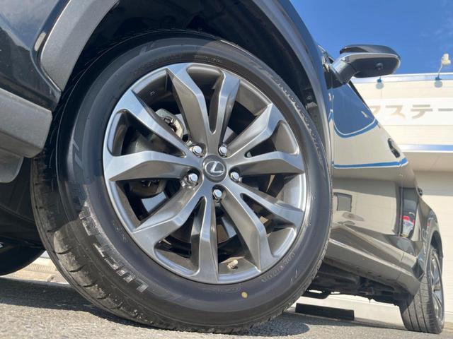 NX NX300h Fスポーツ サンルーフ 全周囲カメラ ブラインドスポットモニター 角型三眼LEDヘッドランプ カラーヘッドアップディスプレイ セーフティシステムプラス レーダークルコン 禁煙車 ハンズフリーパワーバックドア(13枚目)