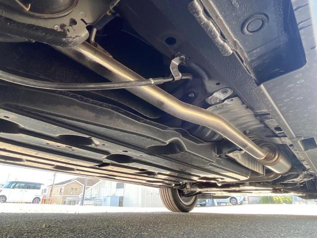 WR-V Z 登録済未使用車 純正8型ナビ バックカメラ ホンダセンシング レーダークルーズ ハーフレザーシート コーナーセンサー スマートキー LEDヘッド オートハイビーム 純正17インチAW 革巻きハンドル(22枚目)