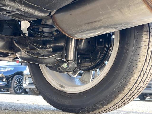 WR-V Z 登録済未使用車 純正8型ナビ バックカメラ ホンダセンシング レーダークルーズ ハーフレザーシート コーナーセンサー スマートキー LEDヘッド オートハイビーム 純正17インチAW 革巻きハンドル(23枚目)