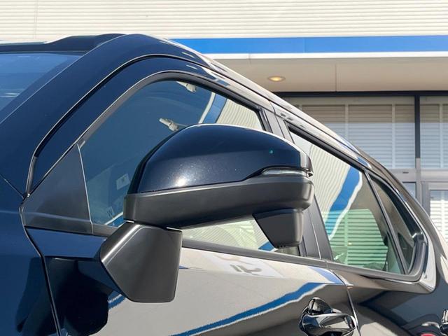 WR-V Z 登録済未使用車 純正8型ナビ バックカメラ ホンダセンシング レーダークルーズ ハーフレザーシート コーナーセンサー スマートキー LEDヘッド オートハイビーム 純正17インチAW 革巻きハンドル(24枚目)