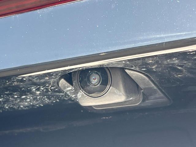 WR-V Z 登録済未使用車 純正8型ナビ バックカメラ ホンダセンシング レーダークルーズ ハーフレザーシート コーナーセンサー スマートキー LEDヘッド オートハイビーム 純正17インチAW 革巻きハンドル(31枚目)