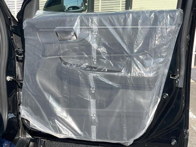 WR-V Z 登録済未使用車 純正8型ナビ バックカメラ ホンダセンシング レーダークルーズ ハーフレザーシート コーナーセンサー スマートキー LEDヘッド オートハイビーム 純正17インチAW 革巻きハンドル(41枚目)