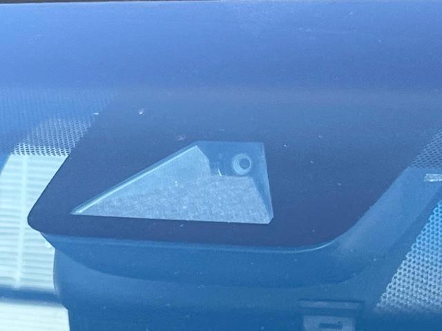 ハリアー エレガンス GRスポーツ 9型ナビ バックカメラ プリクラッシュセーフティ レーダークルーズ 禁煙車 ハーフレザーシート パワーシート スマートキー LEDヘッドライト ETC オートハイビーム 純正19インチアルミホイール(5枚目)