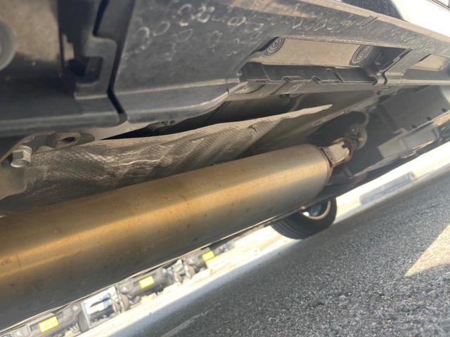 ハリアー エレガンス GRスポーツ 9型ナビ バックカメラ プリクラッシュセーフティ レーダークルーズ 禁煙車 ハーフレザーシート パワーシート スマートキー LEDヘッドライト ETC オートハイビーム 純正19インチアルミホイール(22枚目)