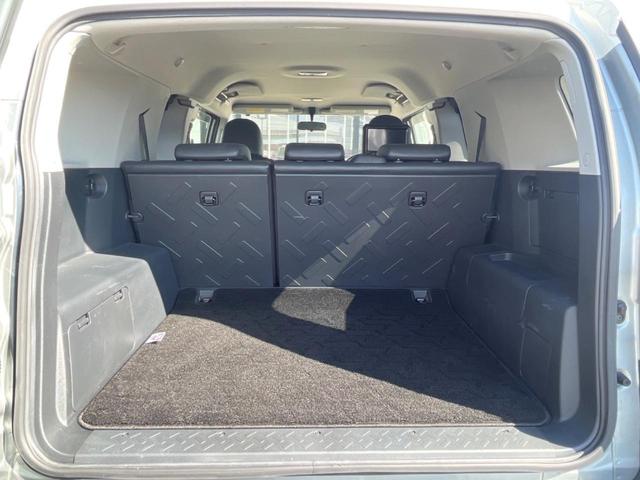 FJクルーザー カラーパッケージ 4WD 純正HDDナビ アクティブトラクションコントロール サイドステップ プライバシーガラス バックカメラ 禁煙車 キーレス ETC クルーズコントロール CD/DVD再生 フルセグTV(11枚目)