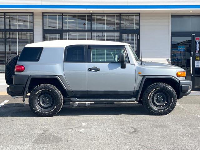 FJクルーザー カラーパッケージ 4WD 純正HDDナビ アクティブトラクションコントロール サイドステップ プライバシーガラス バックカメラ 禁煙車 キーレス ETC クルーズコントロール CD/DVD再生 フルセグTV(31枚目)