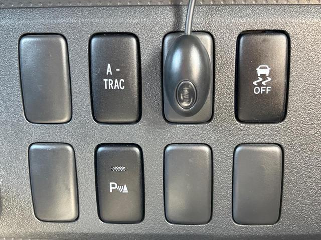 FJクルーザー カラーパッケージ 4WD 純正HDDナビ アクティブトラクションコントロール サイドステップ プライバシーガラス バックカメラ 禁煙車 キーレス ETC クルーズコントロール CD/DVD再生 フルセグTV(43枚目)