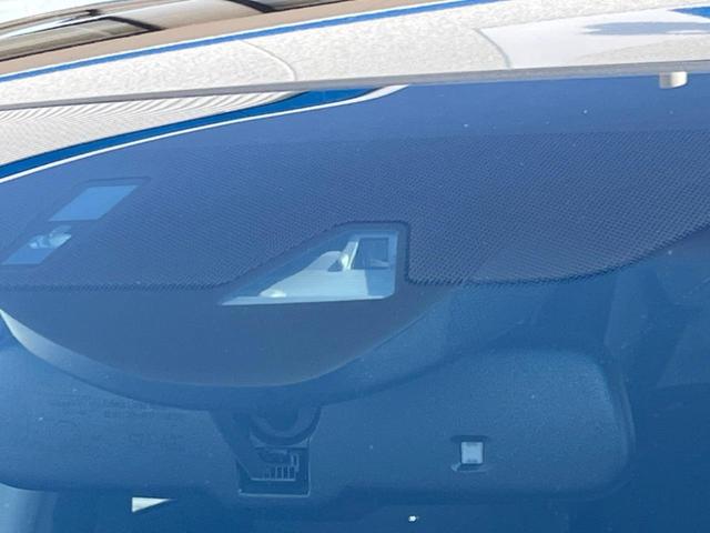 ヴェゼル ハイブリッドZ・ホンダセンシング 9インチナビ バックカメラ ホンダセンシング レーダークルーズ 禁煙車 ハーフレザーシート ドラレコ スマートキー LEDヘッド ルーフレール ETC オートライト 純正17インチアルミホイール(3枚目)