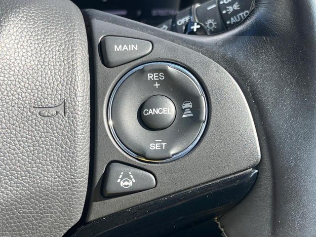 ヴェゼル ハイブリッドZ・ホンダセンシング 9インチナビ バックカメラ ホンダセンシング レーダークルーズ 禁煙車 ハーフレザーシート ドラレコ スマートキー LEDヘッド ルーフレール ETC オートライト 純正17インチアルミホイール(5枚目)