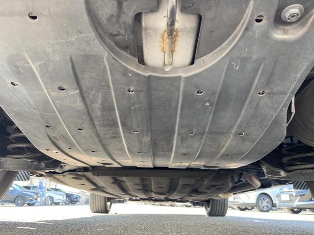 ヴェゼル ハイブリッドZ・ホンダセンシング 9インチナビ バックカメラ ホンダセンシング レーダークルーズ 禁煙車 ハーフレザーシート ドラレコ スマートキー LEDヘッド ルーフレール ETC オートライト 純正17インチアルミホイール(19枚目)