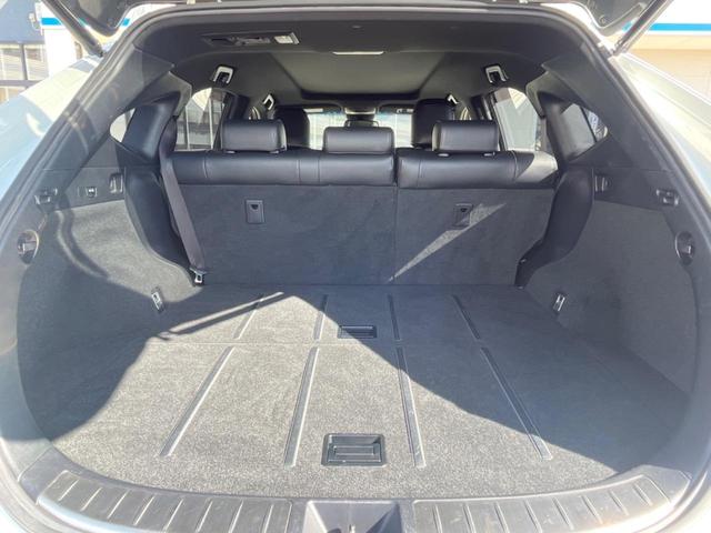 ハリアー プレミアム 大型サンルーフ モデリスタエアロ 純正9型ナビ バックカメラ 禁煙車 パワーバックドア パワーシート スマートキー LEDヘッドライト ETC クルーズコントロール 車線逸脱警報 純正18インチAW(11枚目)