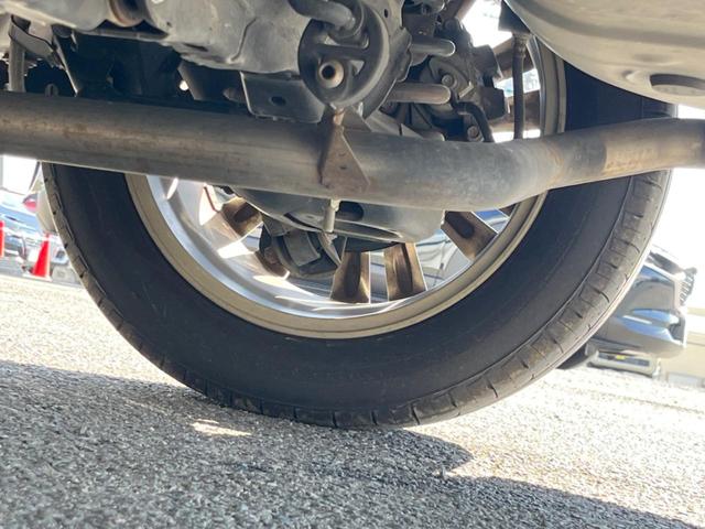 ハリアー プレミアム 大型サンルーフ モデリスタエアロ 純正9型ナビ バックカメラ 禁煙車 パワーバックドア パワーシート スマートキー LEDヘッドライト ETC クルーズコントロール 車線逸脱警報 純正18インチAW(23枚目)