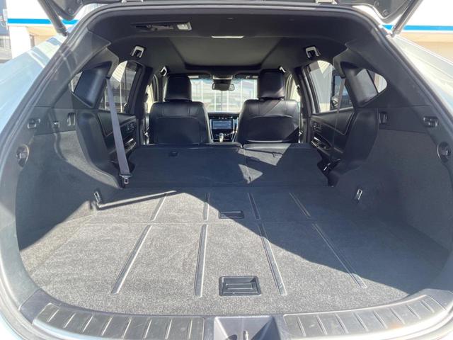 ハリアー プレミアム 大型サンルーフ モデリスタエアロ 純正9型ナビ バックカメラ 禁煙車 パワーバックドア パワーシート スマートキー LEDヘッドライト ETC クルーズコントロール 車線逸脱警報 純正18インチAW(43枚目)