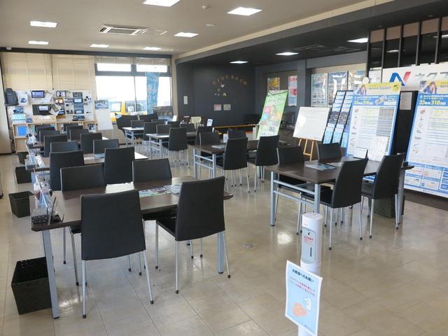 開放感のあるショールームでゆっくりとお過ごしいただけます。