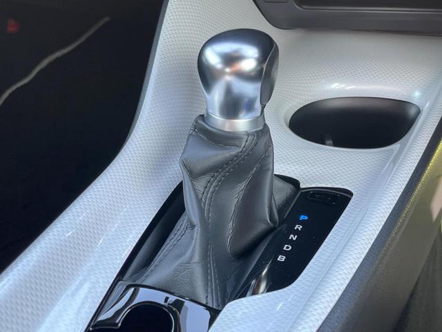 Ｃ－ＨＲ Ｇ　モード　ネロ　純正ＳＤナビ　バックカメラ　セーフティセンス　レーダークルーズ　禁煙車　ハーフレザーシート　ドラレコ　スマートキー　シーケンシャルターンランプ　ＥＴＣ　純正１８インチアルミ　ブラインドスポットモニター（44枚目）