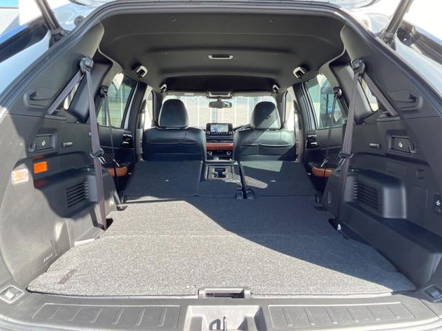 アウトランダーPHEV P 全周囲カメラ BOSEサウンド AC100V電源 eアシスト レーダークルーズ 禁煙車 ハンズフリーパワーバックドア 黒革シート シートヒーター シートメモリー 9型ディスプレイオーディオ ETC(11枚目)
