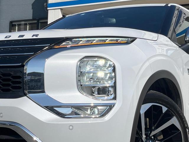 アウトランダーPHEV P 全周囲カメラ BOSEサウンド AC100V電源 eアシスト レーダークルーズ 禁煙車 ハンズフリーパワーバックドア 黒革シート シートヒーター シートメモリー 9型ディスプレイオーディオ ETC(13枚目)