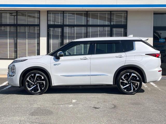 アウトランダーPHEV P 全周囲カメラ BOSEサウンド AC100V電源 eアシスト レーダークルーズ 禁煙車 ハンズフリーパワーバックドア 黒革シート シートヒーター シートメモリー 9型ディスプレイオーディオ ETC(24枚目)