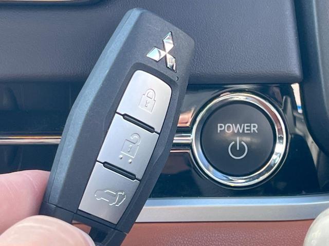 アウトランダーPHEV P 全周囲カメラ BOSEサウンド AC100V電源 eアシスト レーダークルーズ 禁煙車 ハンズフリーパワーバックドア 黒革シート シートヒーター シートメモリー 9型ディスプレイオーディオ ETC(40枚目)