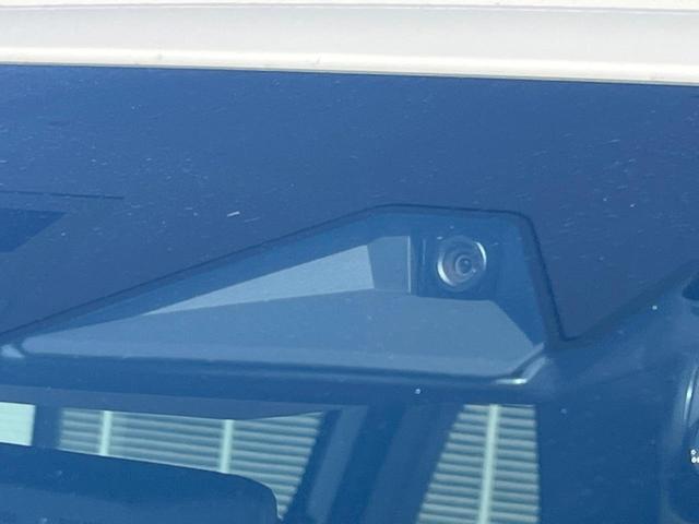 フォレスター アドバンス　４ＷＤ　サンルーフ　純正８型ナビ　フロントサイドバックカメラ　セーフティプラス　アイサイトコアテクノロジー　パワーバックドア　レーダークルーズ　禁煙車　レザーシート　シートヒーター　スマートキー（6枚目）