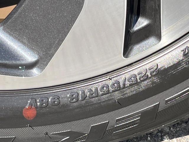 フォレスター アドバンス　４ＷＤ　サンルーフ　純正８型ナビ　フロントサイドバックカメラ　セーフティプラス　アイサイトコアテクノロジー　パワーバックドア　レーダークルーズ　禁煙車　レザーシート　シートヒーター　スマートキー（34枚目）