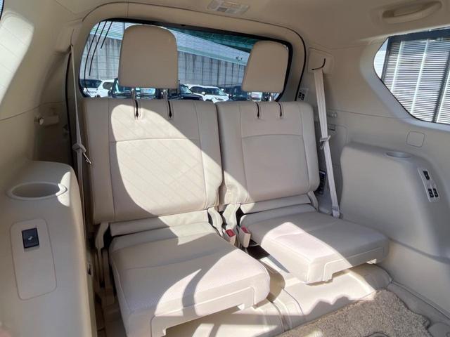 ランドクルーザープラド TX Lパッケージ 4WD 7人乗り サンルーフ モデリスタエアロ バックカメラ 純正9型ナビ セーフティセンス レーダークルーズ 禁煙車 レザーシート 快適温熱シート コーナーセンサー LEDヘッド ルーフレール(10枚目)