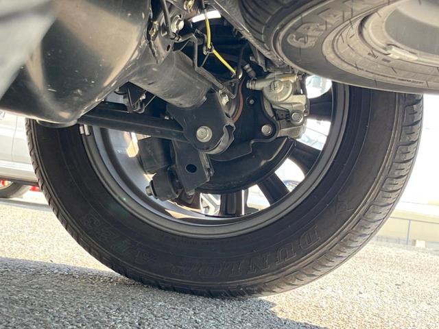 ランドクルーザープラド TX Lパッケージ 4WD 7人乗り サンルーフ モデリスタエアロ バックカメラ 純正9型ナビ セーフティセンス レーダークルーズ 禁煙車 レザーシート 快適温熱シート コーナーセンサー LEDヘッド ルーフレール(20枚目)