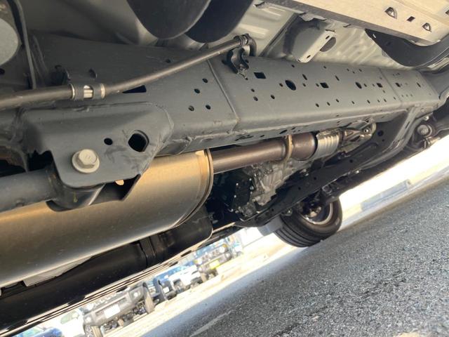 ランドクルーザープラド TX Lパッケージ 4WD 7人乗り サンルーフ モデリスタエアロ バックカメラ 純正9型ナビ セーフティセンス レーダークルーズ 禁煙車 レザーシート 快適温熱シート コーナーセンサー LEDヘッド ルーフレール(22枚目)