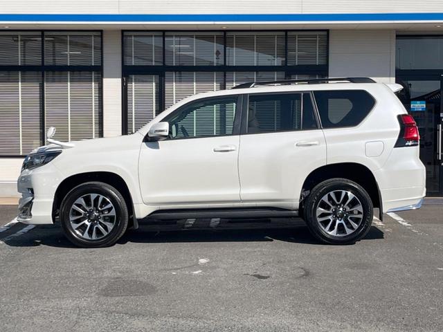 ランドクルーザープラド TX Lパッケージ 4WD 7人乗り サンルーフ モデリスタエアロ バックカメラ 純正9型ナビ セーフティセンス レーダークルーズ 禁煙車 レザーシート 快適温熱シート コーナーセンサー LEDヘッド ルーフレール(25枚目)