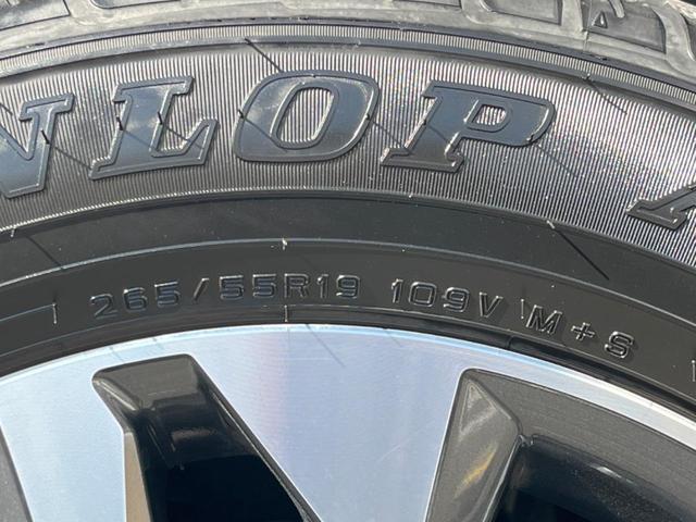 ランドクルーザープラド TX Lパッケージ 4WD 7人乗り サンルーフ モデリスタエアロ バックカメラ 純正9型ナビ セーフティセンス レーダークルーズ 禁煙車 レザーシート 快適温熱シート コーナーセンサー LEDヘッド ルーフレール(32枚目)