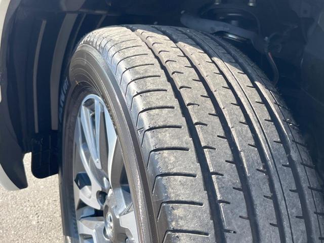 ランドクルーザープラド TX Lパッケージ 4WD 7人乗り サンルーフ モデリスタエアロ バックカメラ 純正9型ナビ セーフティセンス レーダークルーズ 禁煙車 レザーシート 快適温熱シート コーナーセンサー LEDヘッド ルーフレール(33枚目)