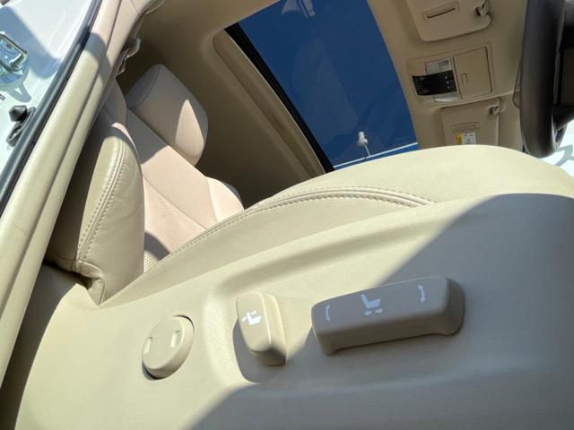 ランドクルーザープラド TX Lパッケージ 4WD 7人乗り サンルーフ モデリスタエアロ バックカメラ 純正9型ナビ セーフティセンス レーダークルーズ 禁煙車 レザーシート 快適温熱シート コーナーセンサー LEDヘッド ルーフレール(42枚目)