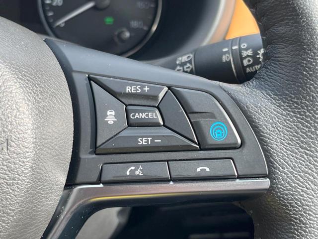 キックス X ツートーンインテリアエディション 純正9型SDナビ 全周囲カメラ インテリジェントエマージェンシーブレーキ プロパイロット 禁煙車 2トーンカラー シートヒーター ドラレコ コーナーセンサー LEDヘッド ステアリングヒーター ETC(4枚目)