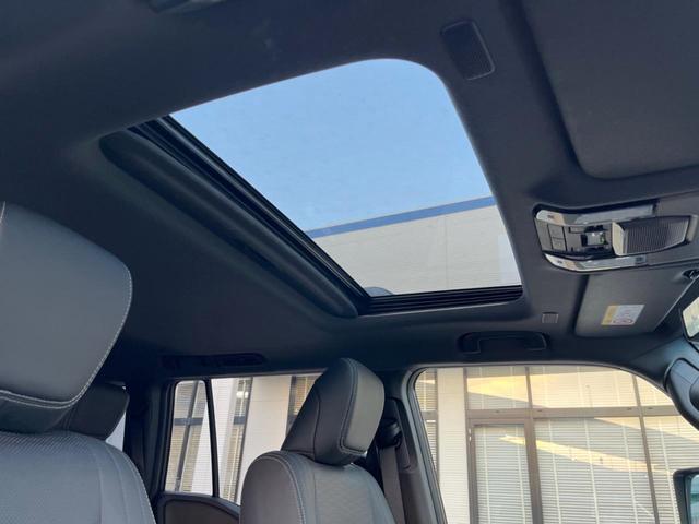 ランドクルーザー２５０ ＶＸ　４ＷＤ　サンルーフ　丸目１眼ＬＥＤヘッド　トヨタチームメイト　全周囲カメラ　セーフティセンス　レーダークルーズ　禁煙車　レザーシート　シートエアコン　パワーシート　１２．３インチディスプレイオーディオ（3枚目）