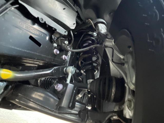 ランドクルーザー２５０ ＶＸ　４ＷＤ　サンルーフ　丸目１眼ＬＥＤヘッド　トヨタチームメイト　全周囲カメラ　セーフティセンス　レーダークルーズ　禁煙車　レザーシート　シートエアコン　パワーシート　１２．３インチディスプレイオーディオ（20枚目）