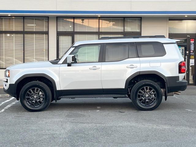 ランドクルーザー２５０ ＶＸ　４ＷＤ　サンルーフ　丸目１眼ＬＥＤヘッド　トヨタチームメイト　全周囲カメラ　セーフティセンス　レーダークルーズ　禁煙車　レザーシート　シートエアコン　パワーシート　１２．３インチディスプレイオーディオ（28枚目）
