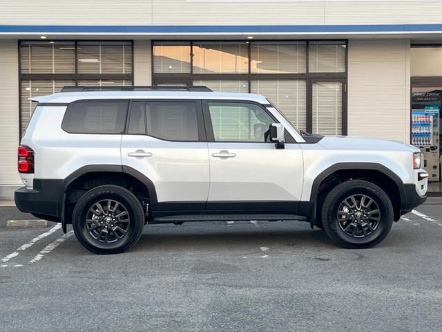 ランドクルーザー２５０ ＶＸ　４ＷＤ　サンルーフ　丸目１眼ＬＥＤヘッド　トヨタチームメイト　全周囲カメラ　セーフティセンス　レーダークルーズ　禁煙車　レザーシート　シートエアコン　パワーシート　１２．３インチディスプレイオーディオ（31枚目）