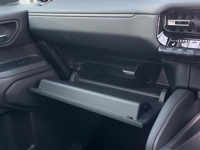 ランドクルーザー２５０ ＶＸ　４ＷＤ　サンルーフ　丸目１眼ＬＥＤヘッド　トヨタチームメイト　全周囲カメラ　セーフティセンス　レーダークルーズ　禁煙車　レザーシート　シートエアコン　パワーシート　１２．３インチディスプレイオーディオ（73枚目）