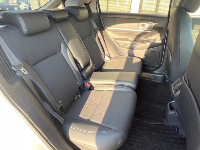 ヴェゼル e:HEV Z バックカメラ ホンダセンシング レーダークルーズ 禁煙車 電動リアゲート ハーフレザーシート ドラレコ コーナーセンサー スマートキー LEDヘッド ビルトインETC 純正18インチアルミ(10枚目)